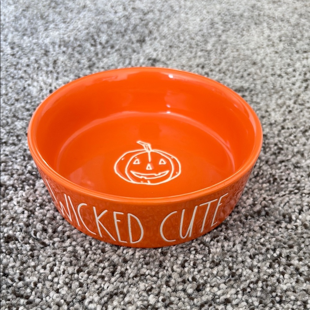 Rae Dunn Orange Bakeware Bowl - Picture 1 of 1